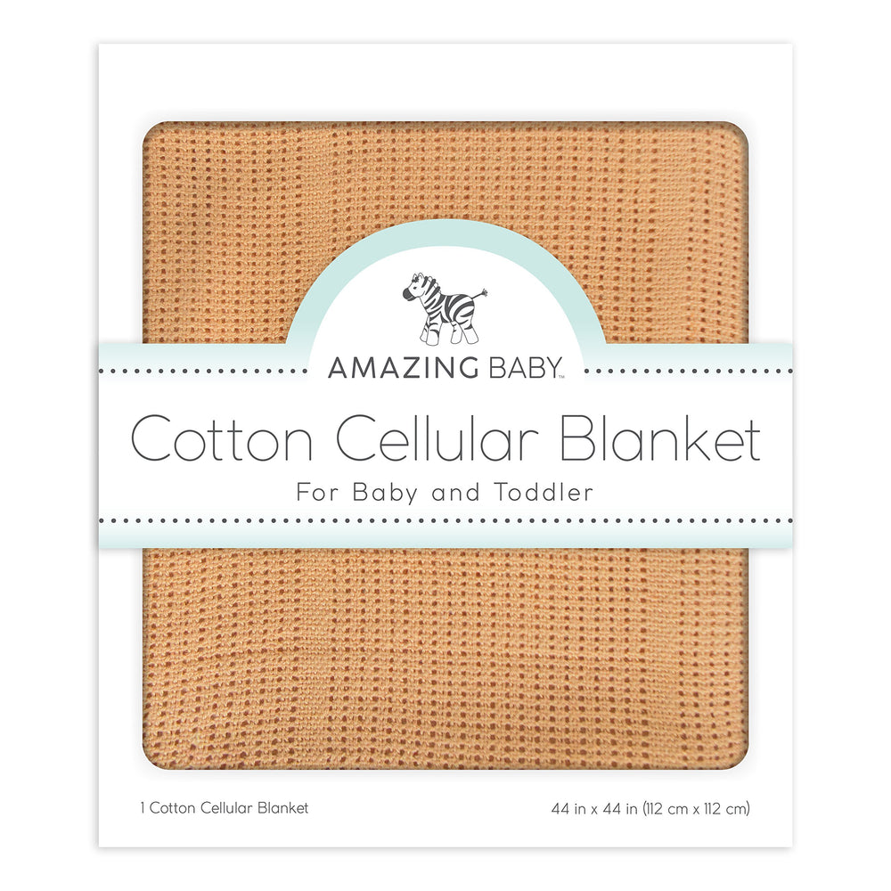 Amazing Baby Cellular Blanket in 100% cotton for breathable baby comfort.
