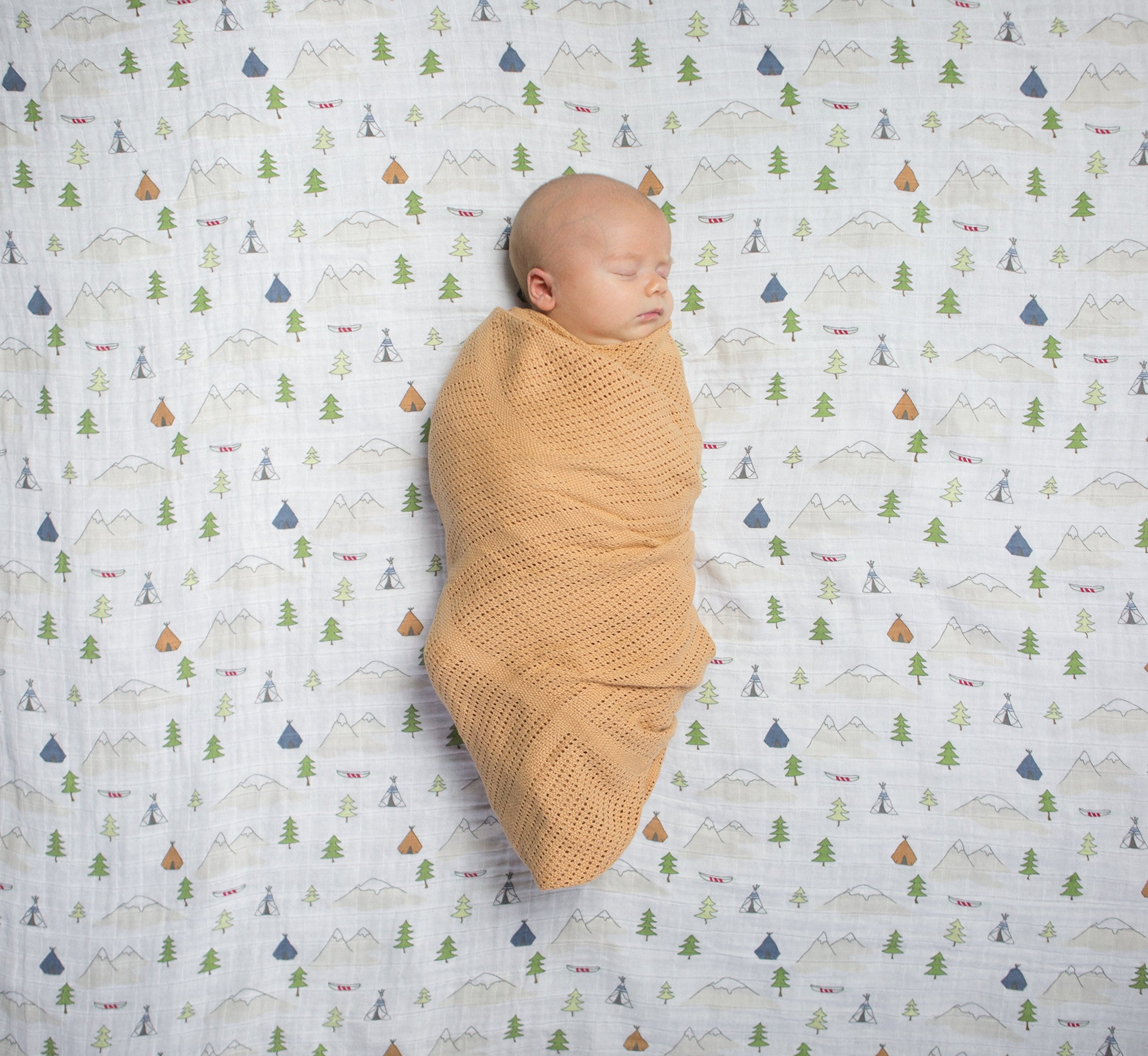Amazing Baby Cellular Blanket provides lightweight warmth for daytime naps.