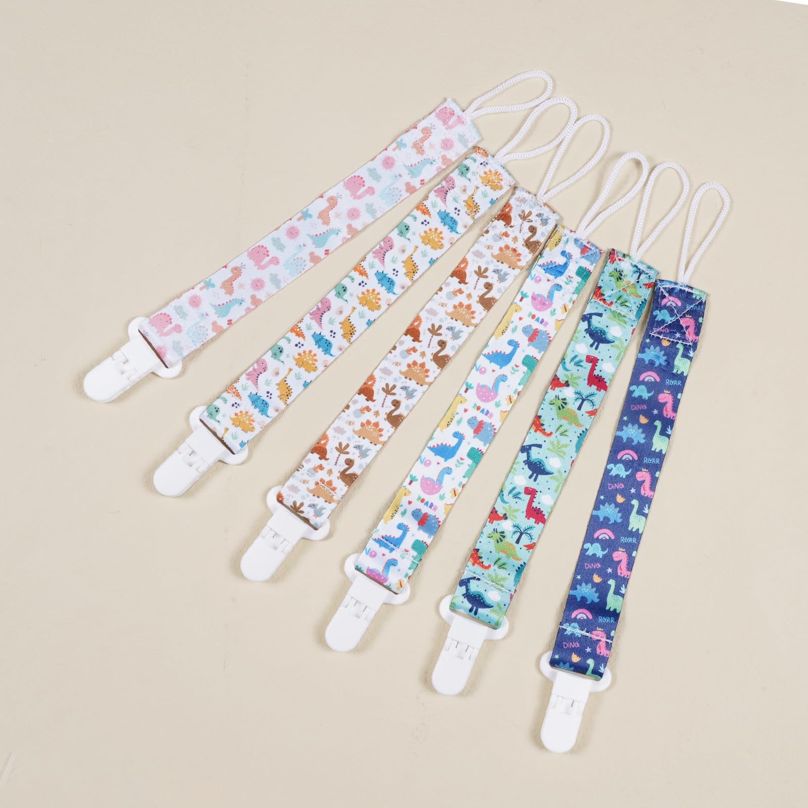 AmazingM gift set pacifier clips ideal for baby showers and holidays.