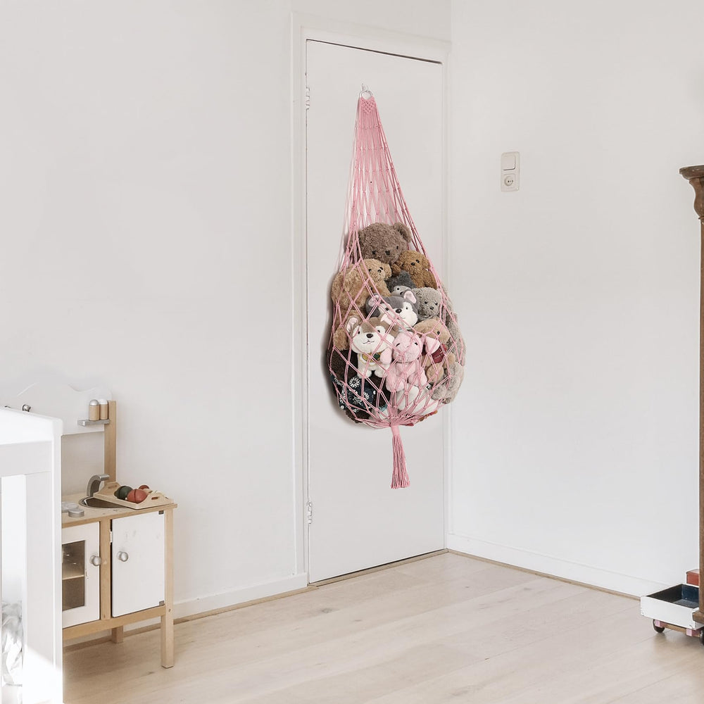 Amdermi easy installation uses a single hook; no wall damage.