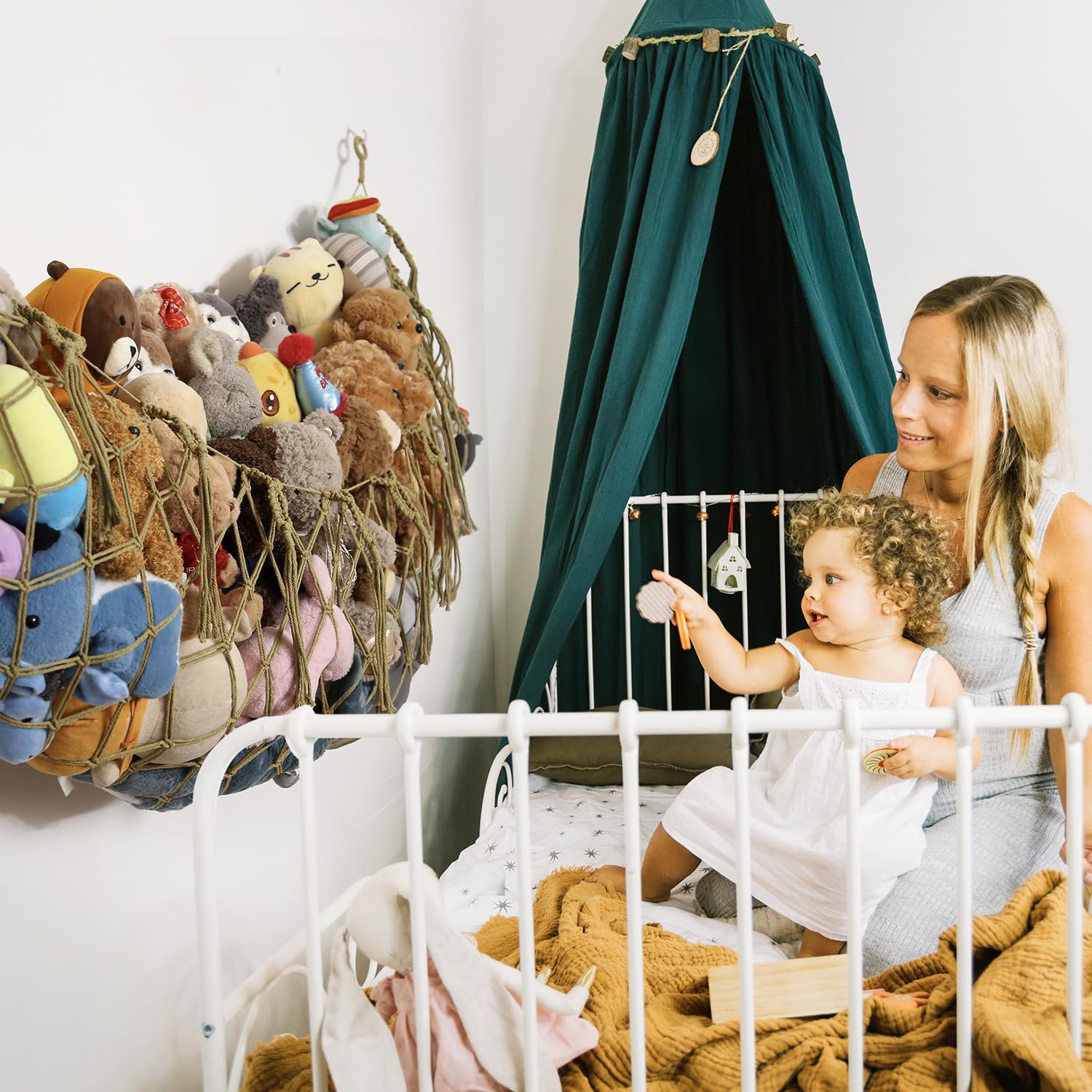 Amdermi nursery display keeps toys visible and accessible for kids