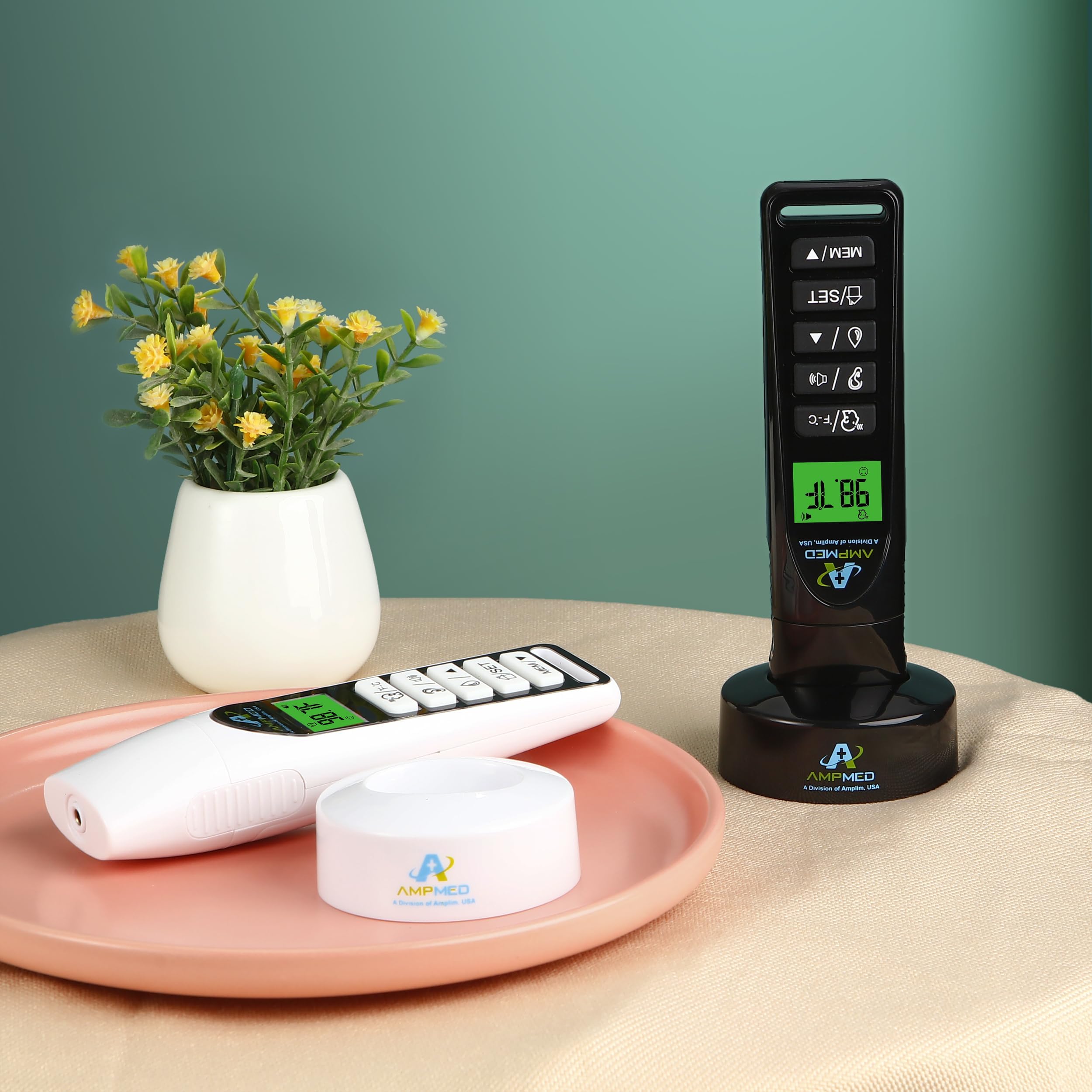 Amplim AmpMed color LCD indicating normal or fever temperatures