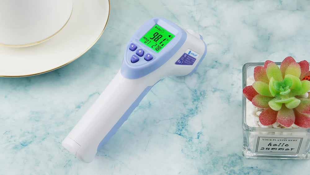 Amplim thermometer includes batteries for immediate use