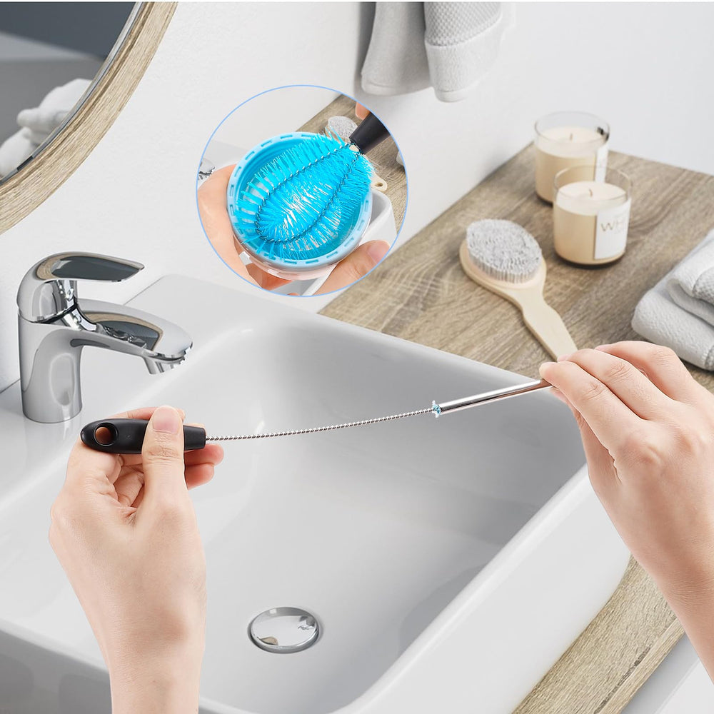 AnDocK hanging-hole design keeps brushes dry and organized