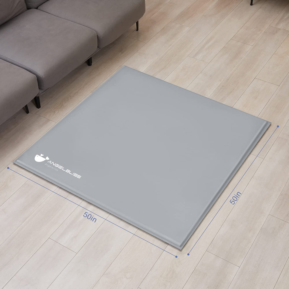 ANGELBLISS indoor-outdoor mat is easy to wipe clean after spills