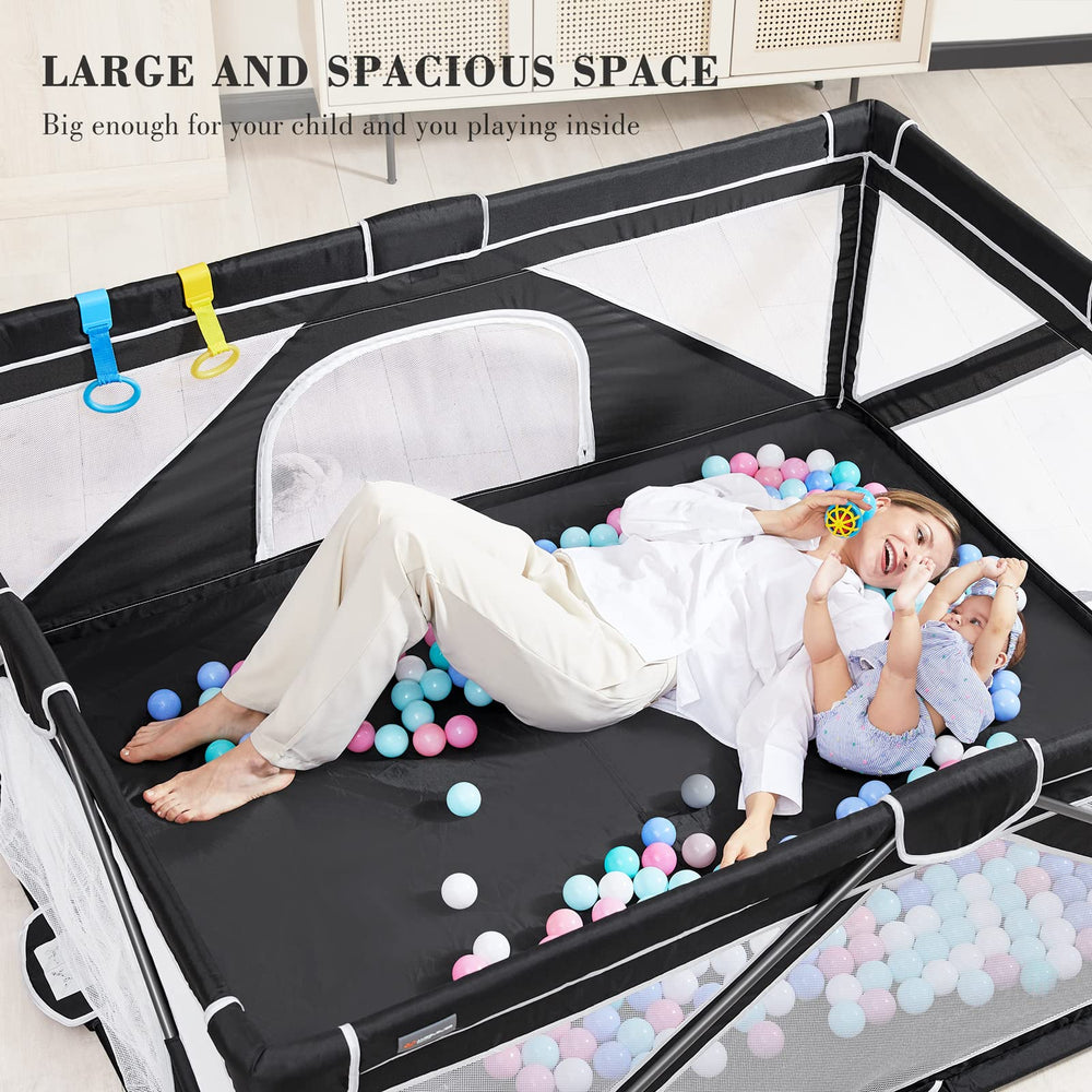 ANGELBLISS playpen comes with 50 balls for multisensory play