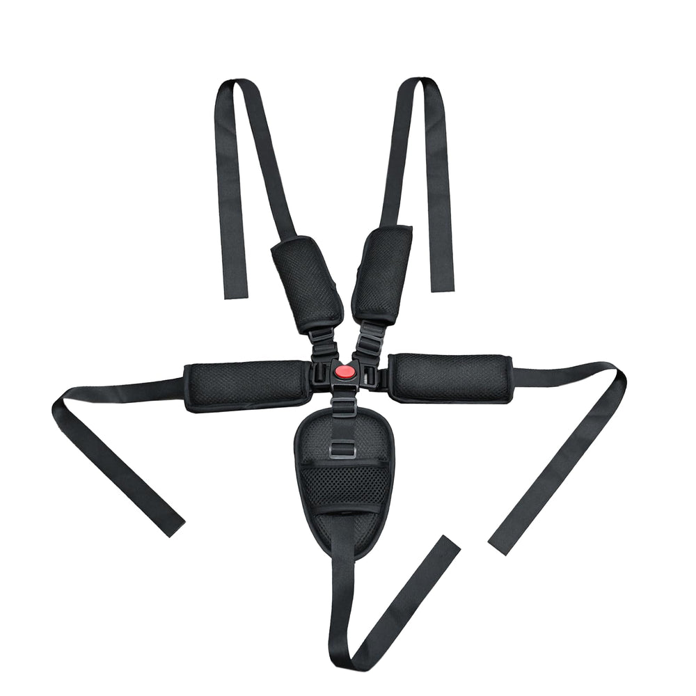 Anglepingping universal 5-point harness on a stroller provides secure restraint for outings.