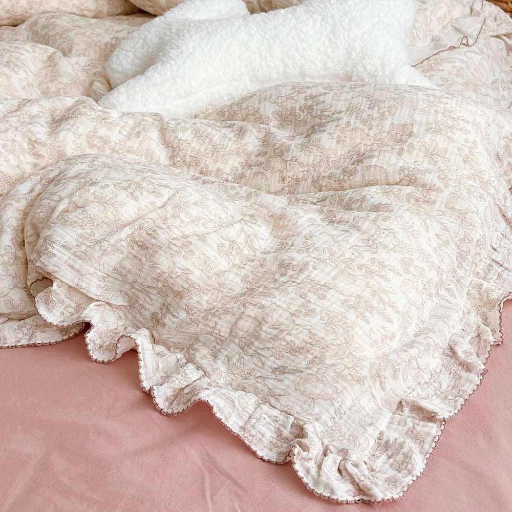 AOJIM double-layer cotton gauze close-up, highlighting ultra-soft texture suitable for delicate skin.