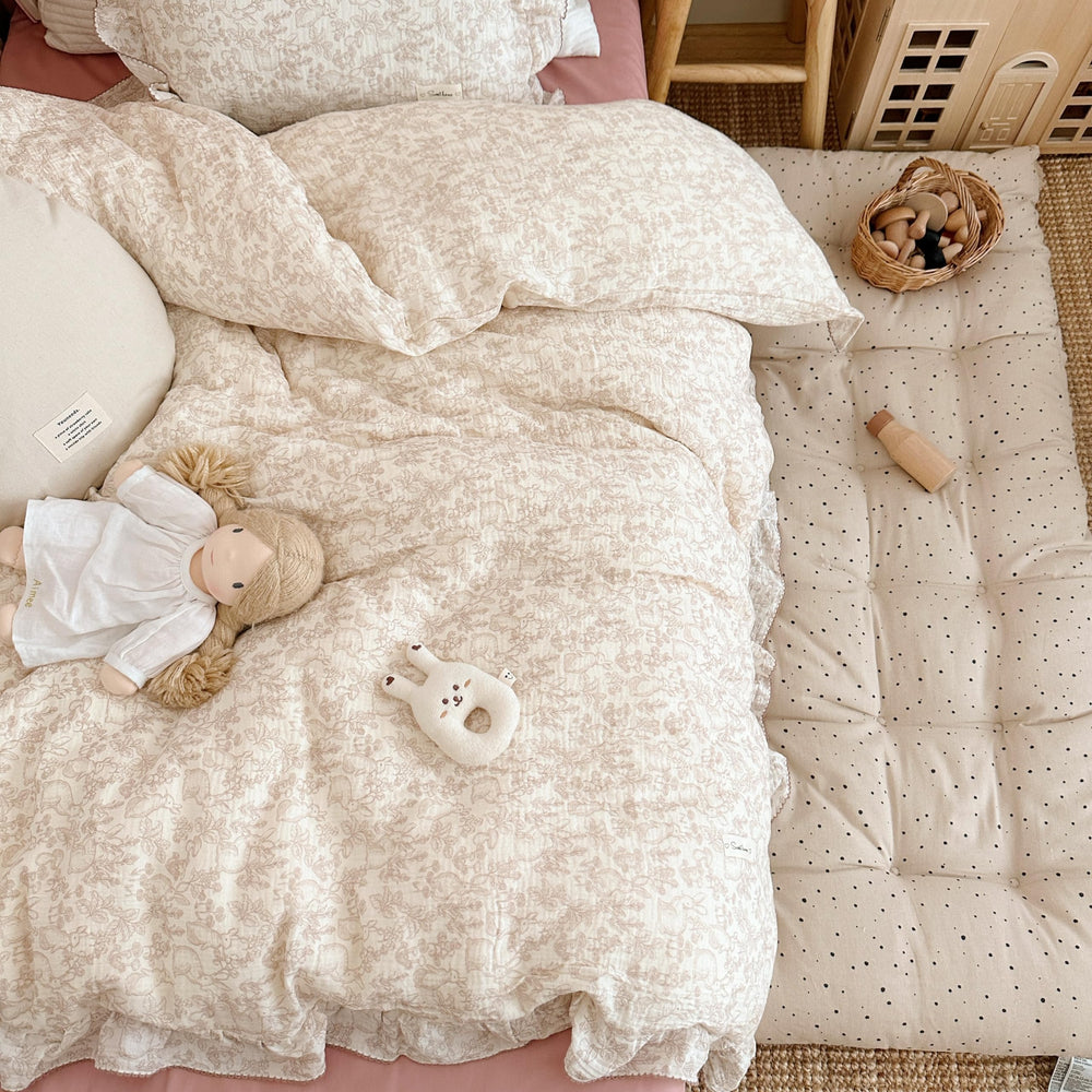 AOJIM forest-pattern duvet cover on bed, ideal for toddler sleep and cozy room decor.