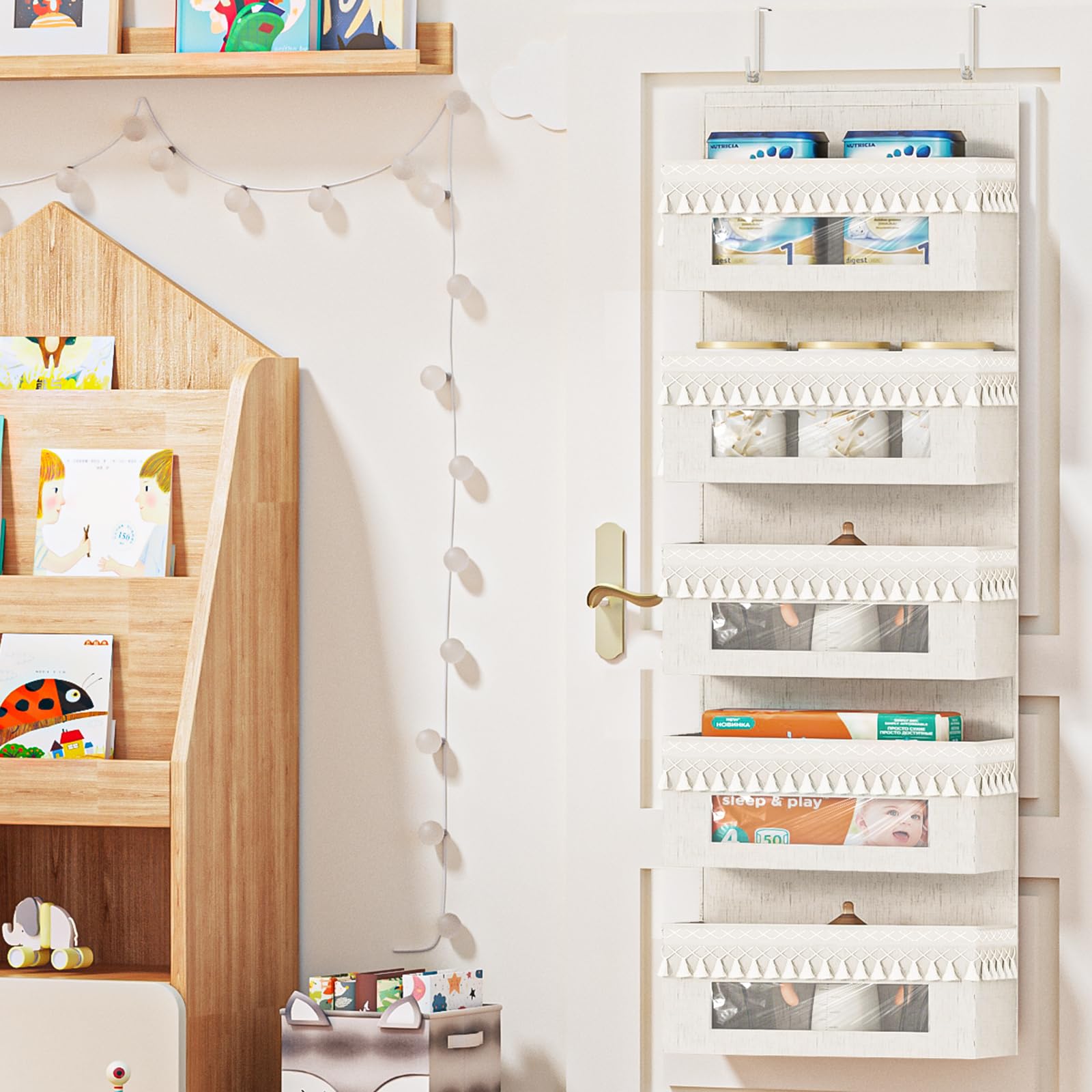 Aokeyee large-capacity door storage holds snacks, bottles, and cosmetics.