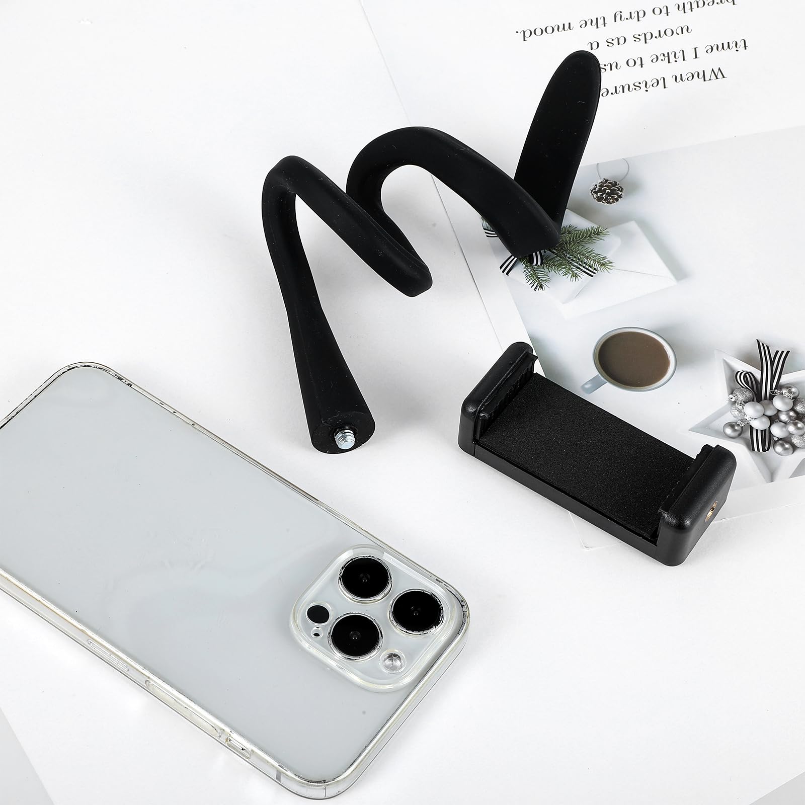 Apausvcm adjustable spring clamp fits phones from 2.5 to 3.5 inches.