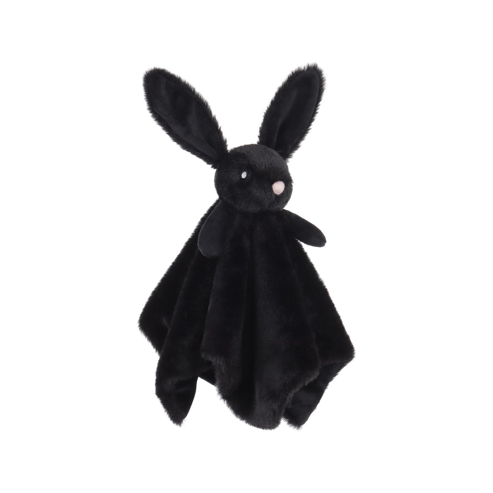 Apricot Lamb embroidery face detail adds baby-friendly security and charm.
