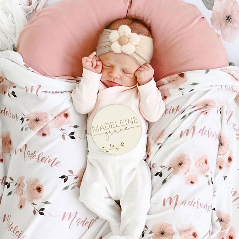 AQOKKA gift-ready packaging headband makes a thoughtful baby gift