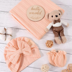 AQOKKA bow hat adds cute detail while keeping baby's head warm.