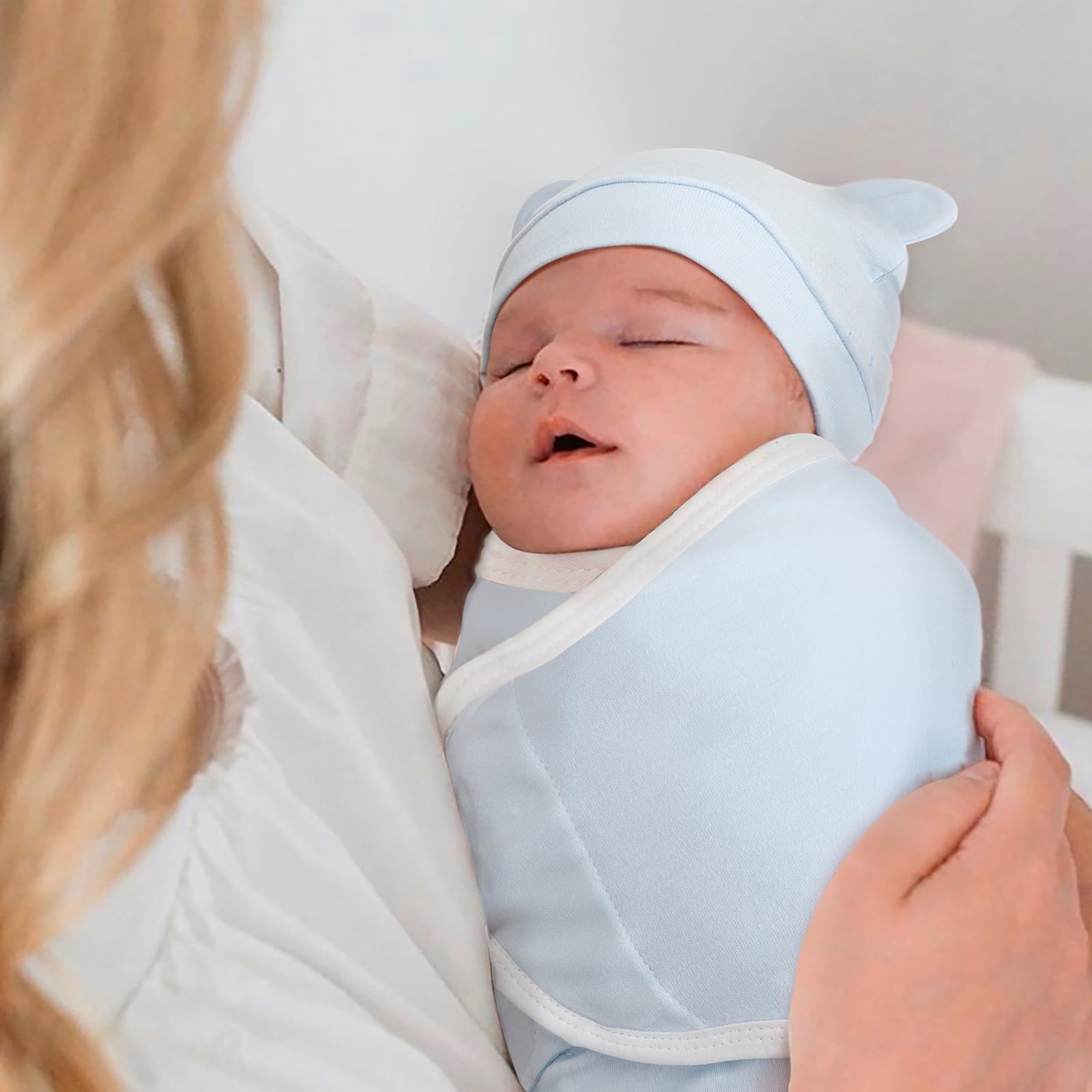 AQOKKA four-step wrap design simplifies swaddling for busy parents at bedtime