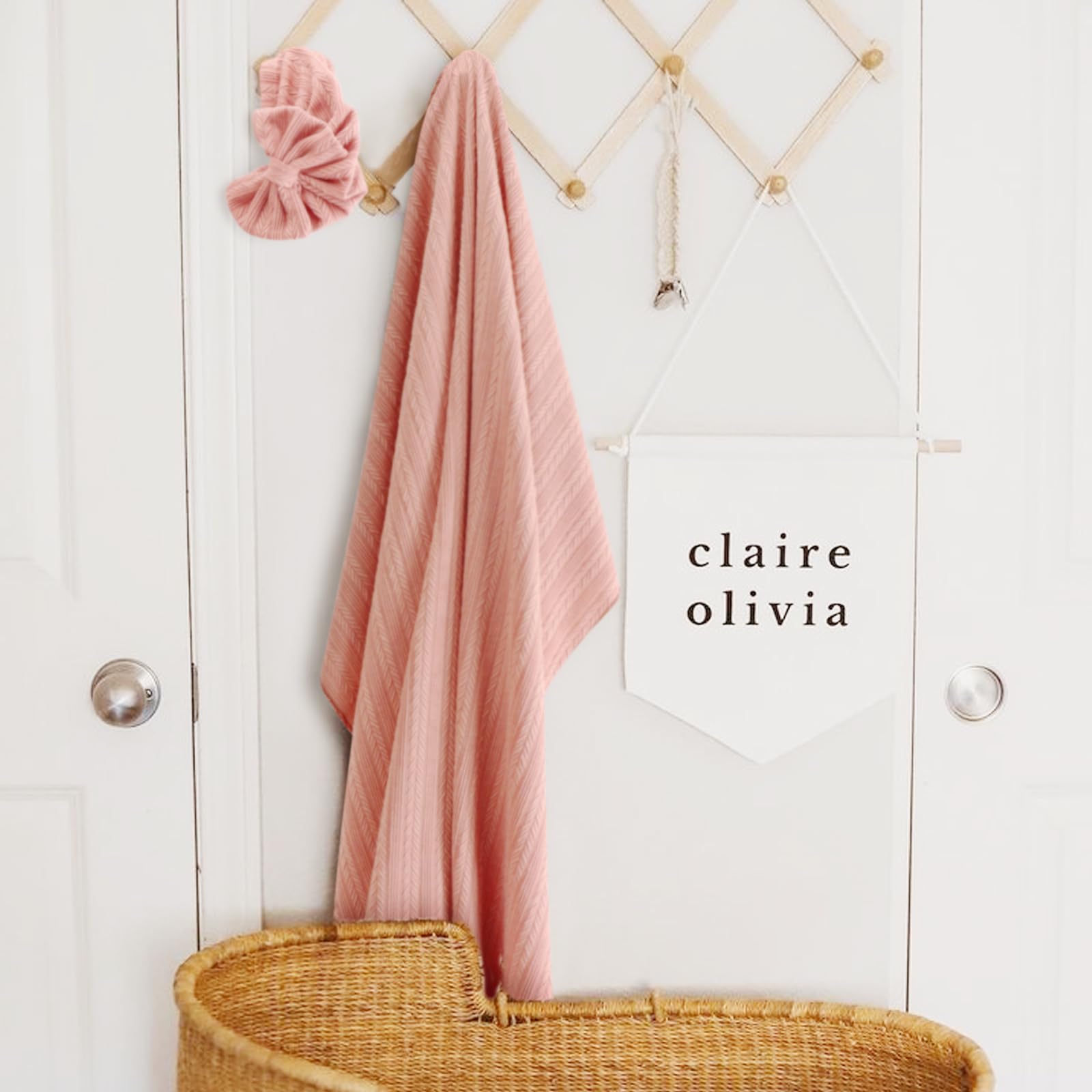 AQOKKA gift-ready newborn set highlighting thoughtful essentials.
