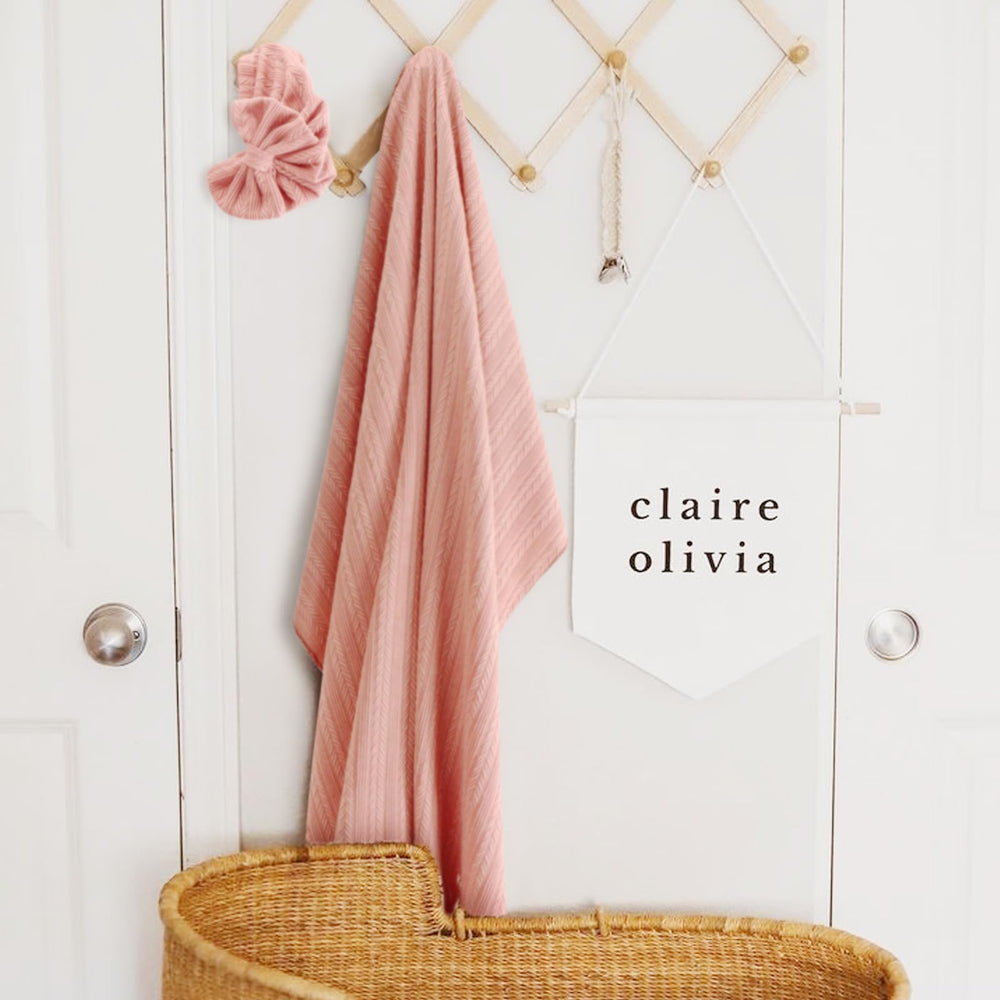 AQOKKA gift-ready newborn set highlighting thoughtful essentials.