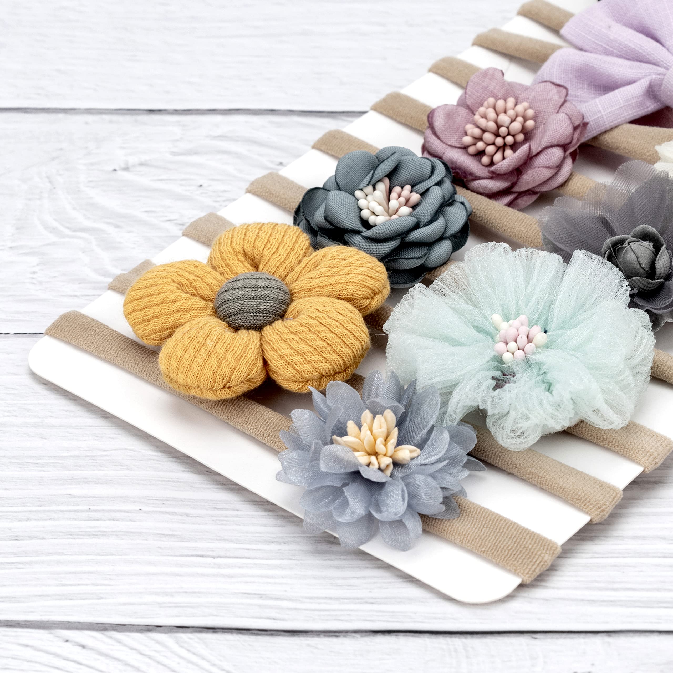 AQOKKA newborn photography accessory headband helps capture adorable milestone moments.