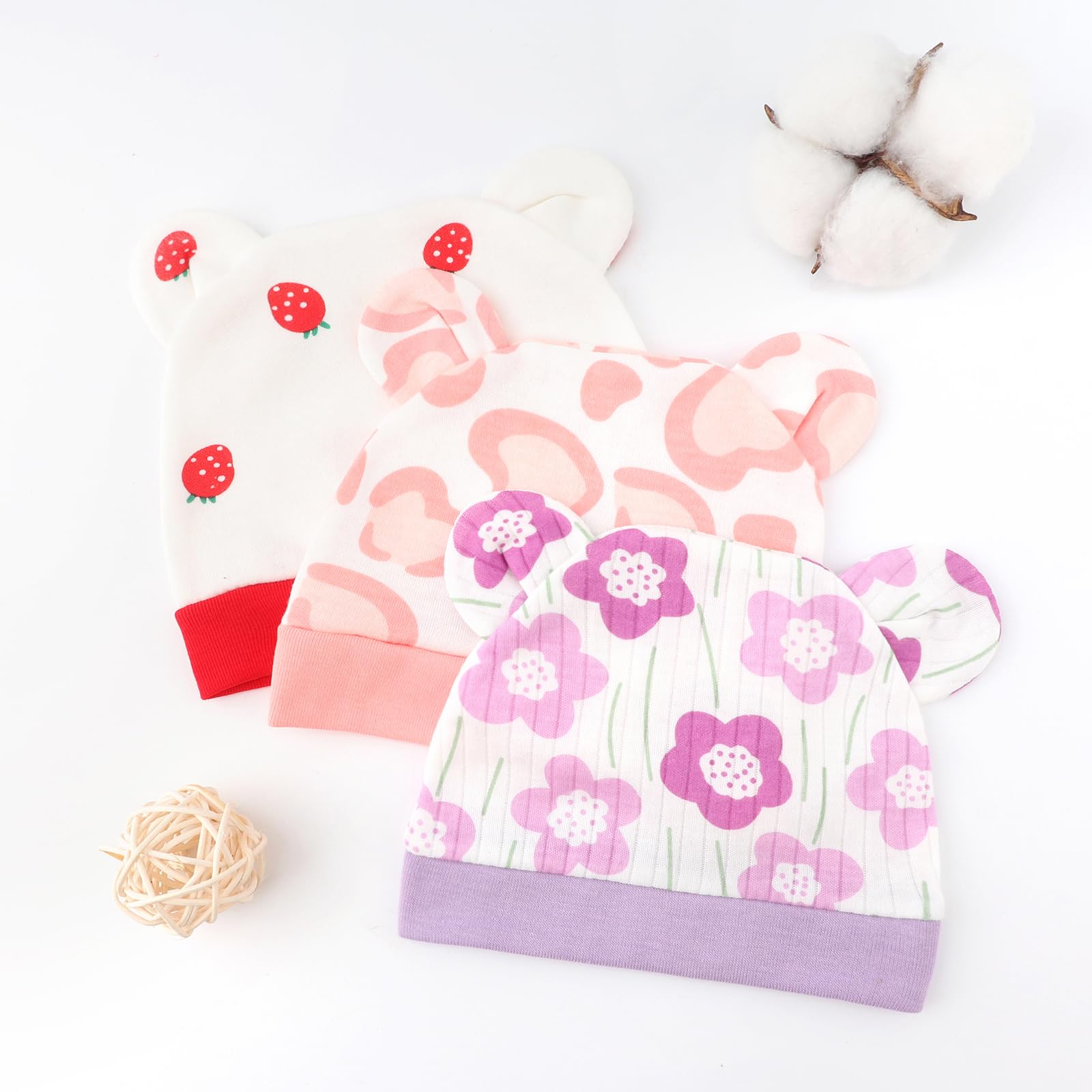 AQOKKA unisex neutral colors promote versatile nursery styling.