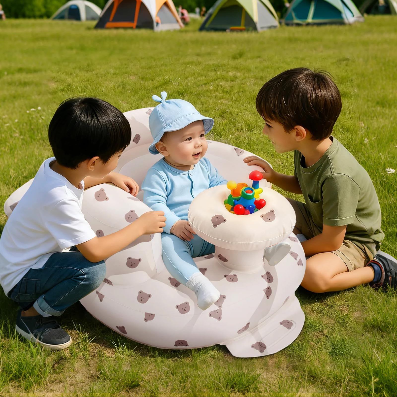 Arscniek baby chair supports feeding and play at home.