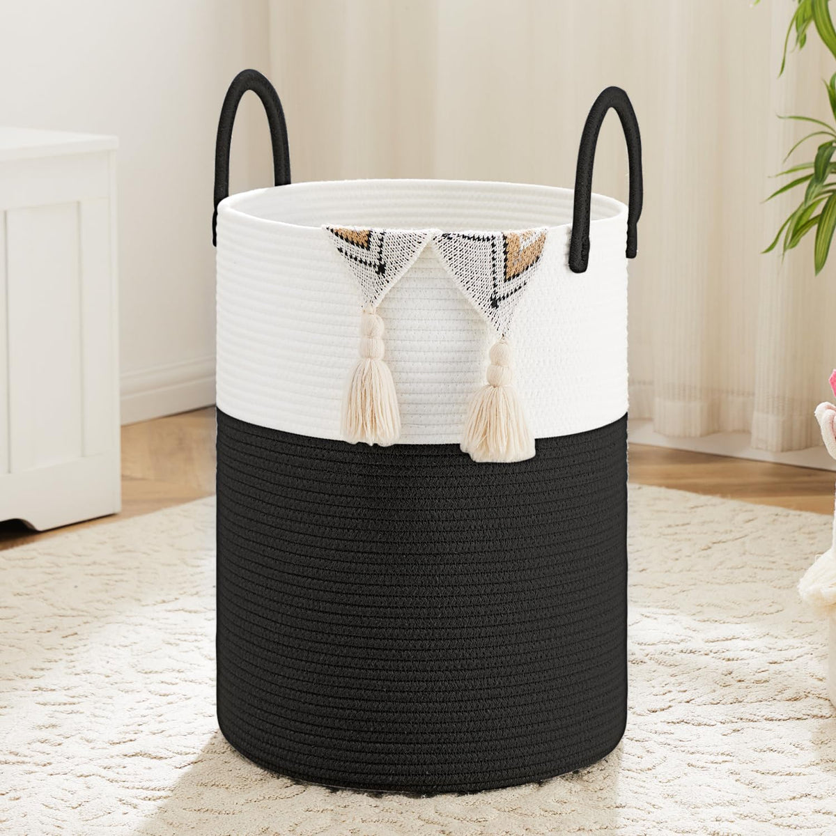 Artfeel cotton rope laundry basket showing natural weave and 40L capacity for clean garment storage.