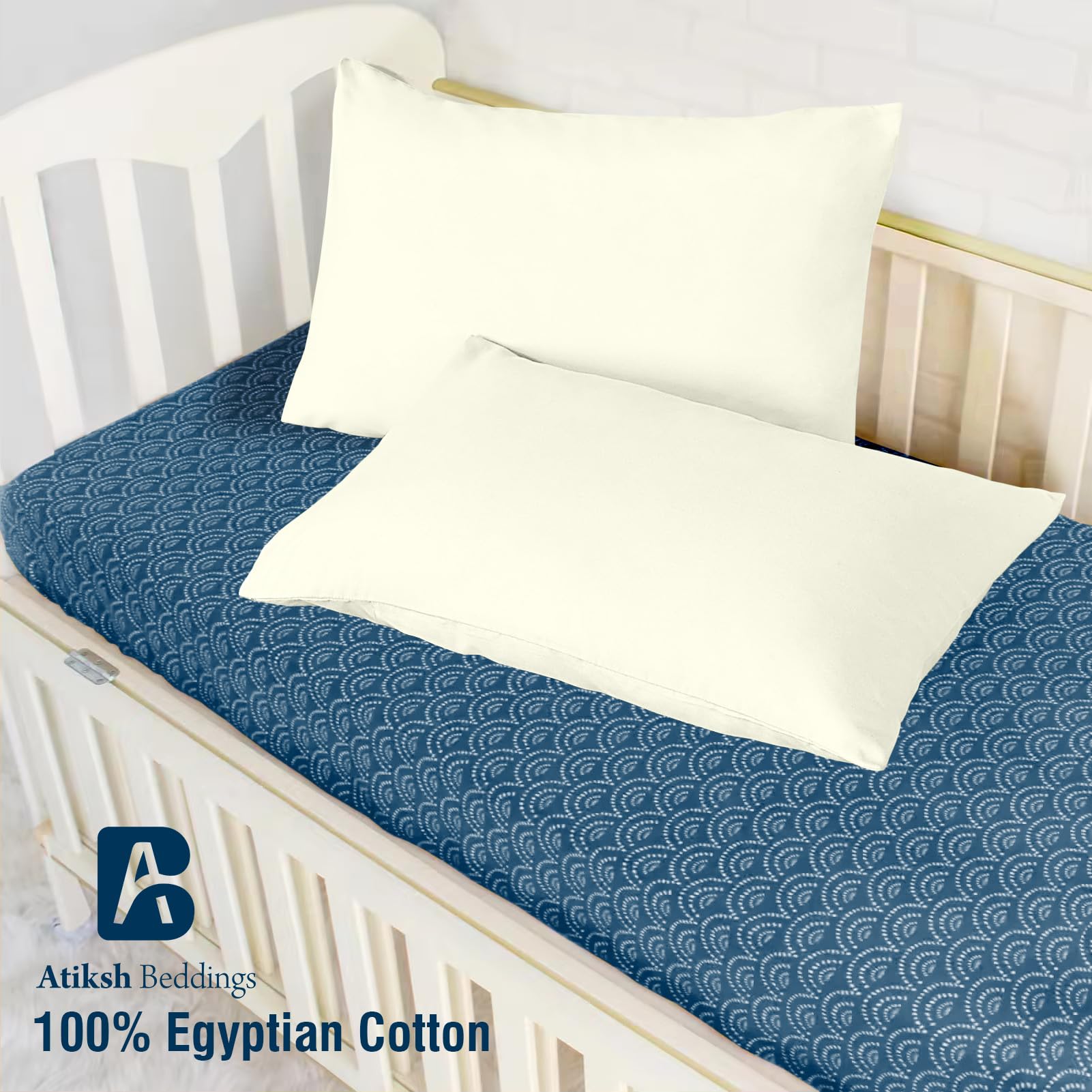 Atiksh Beddings youth pillowcase zipper-closure keeps travel pillow secure during trips.