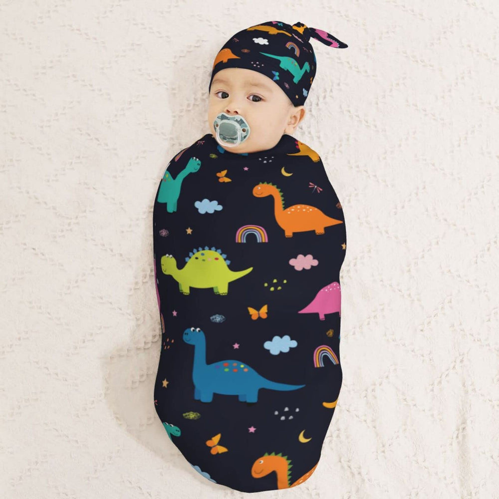 AuHomea swaddle set demonstrates easy-to-use wrapping without fuss.