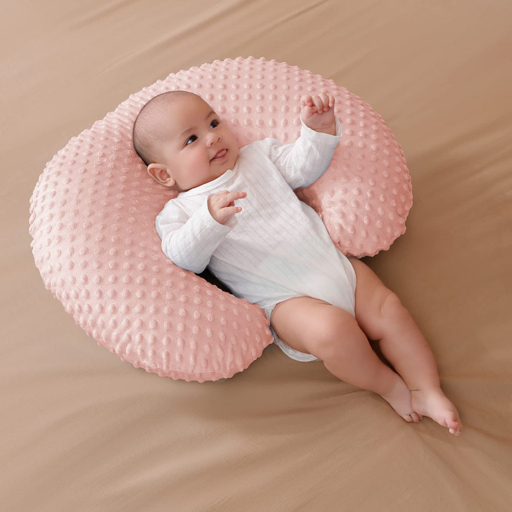 Aullar nursing pillow ships compressed and fluffs up after opening.