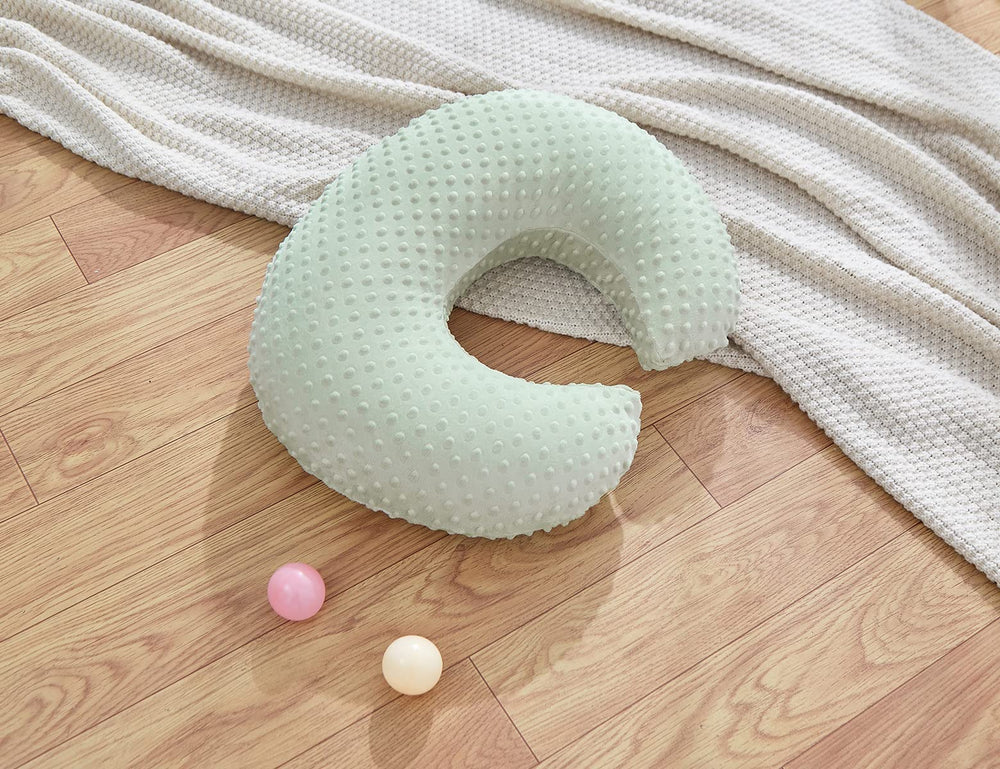 Aullar nursing pillow packaging after opening, puffing to full size.