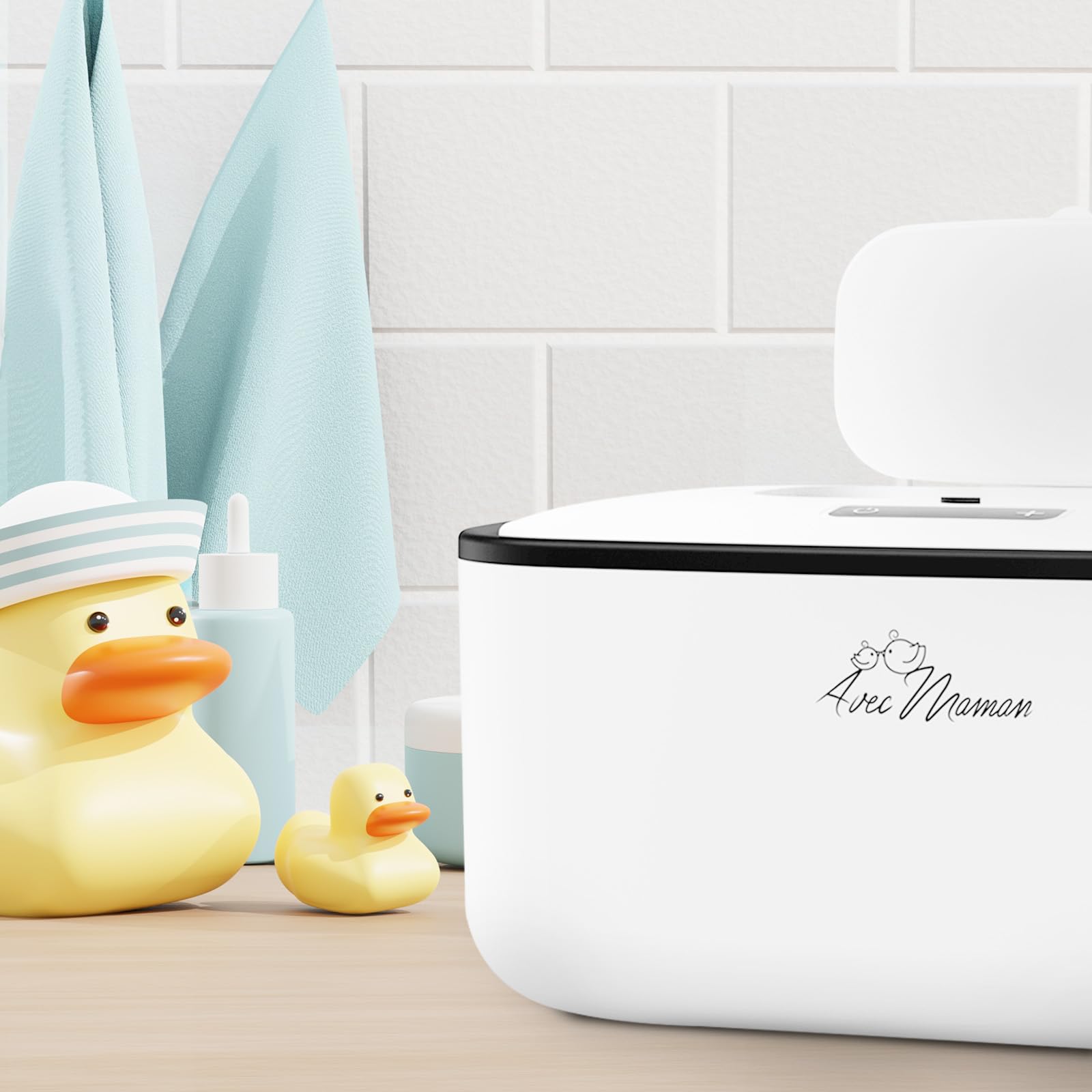 Avec Maman S1 top-heating element heats wipes quickly.