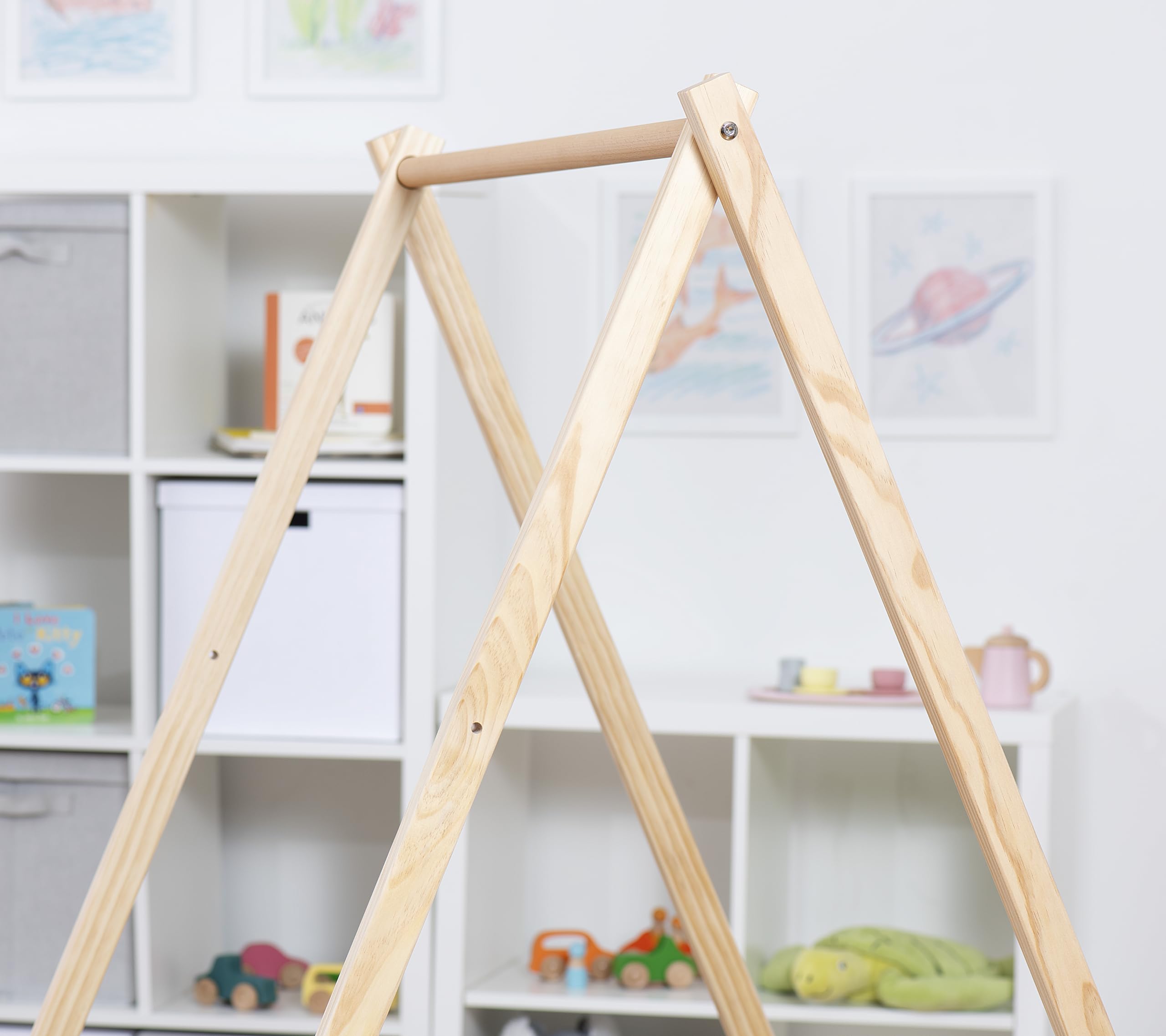Avenlur Tulip Baby Bouncer harness adjustment highlights growing comfort from 6 months to 3 years.