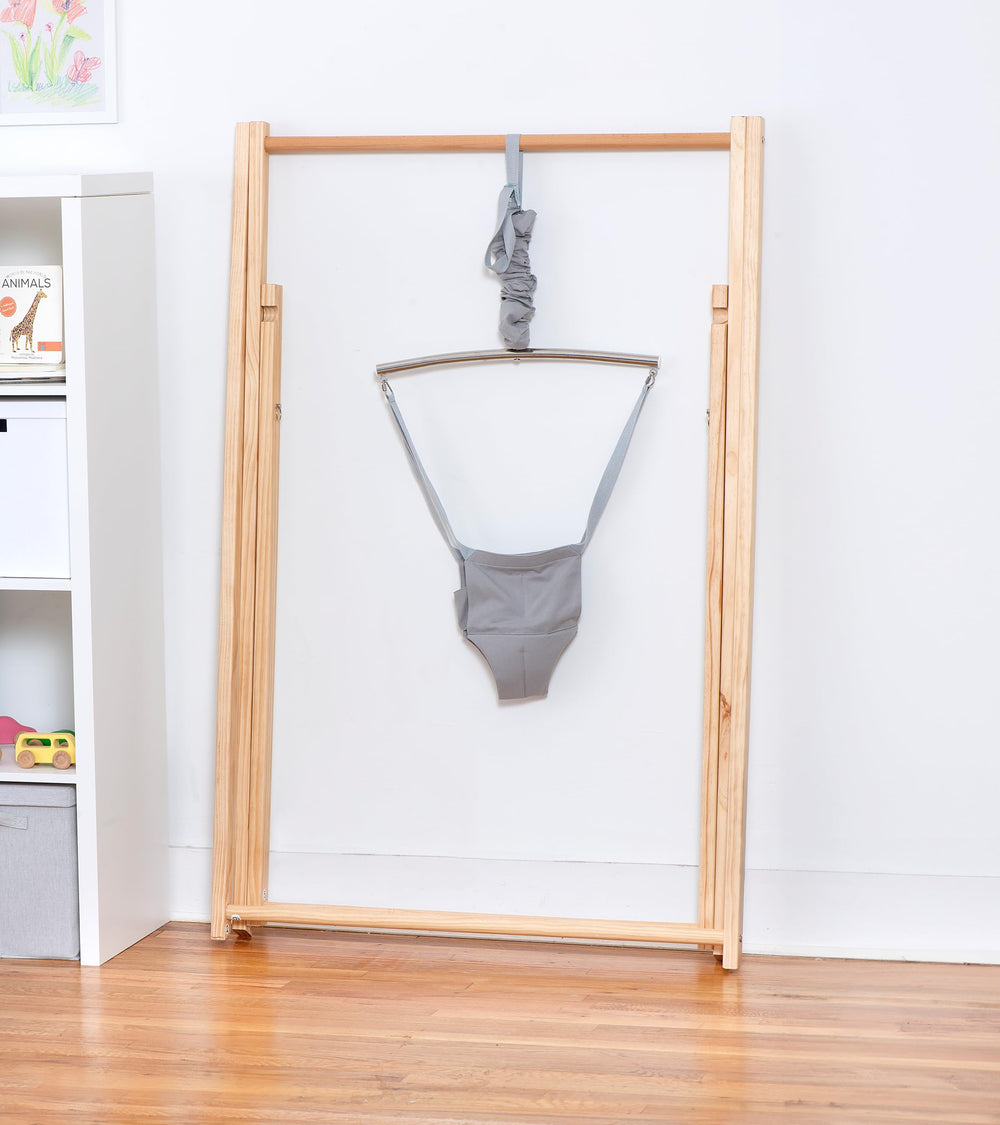 Avenlur Tulip Baby Bouncer in-use demonstrates calming, hands-free setup for caregivers.