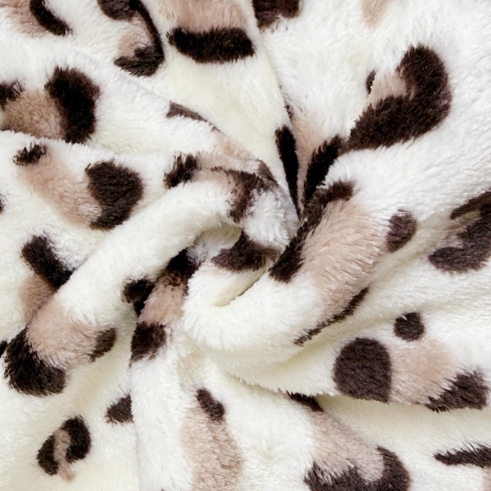 AWSOLAR leopard print swaddle offers stylish coziness for infants' rest.