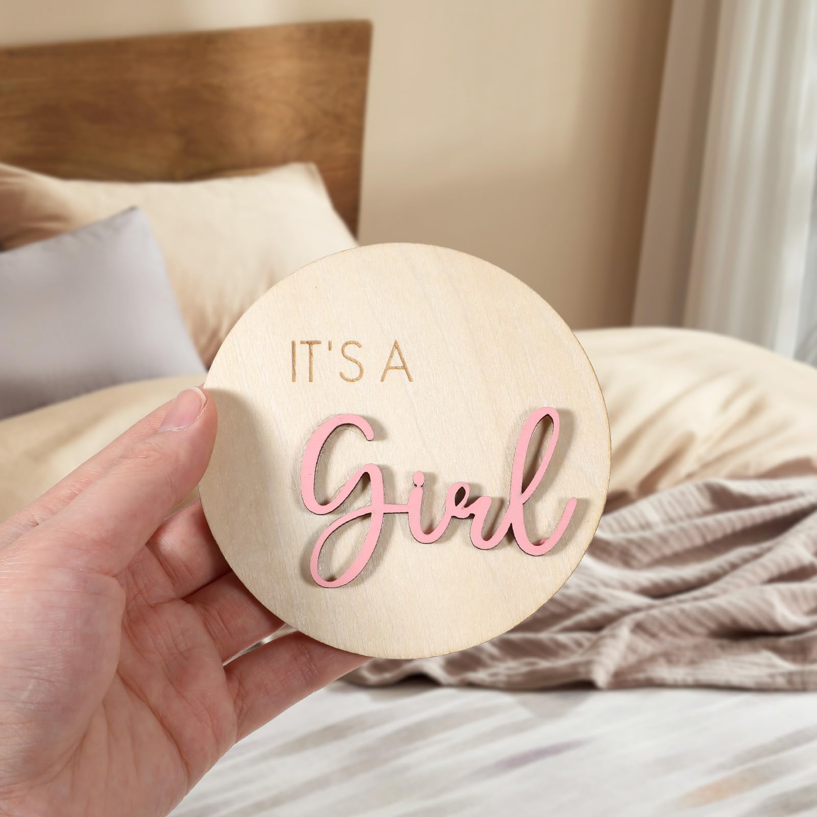 Azefnuhk birth announcement wooden disc as keepsake