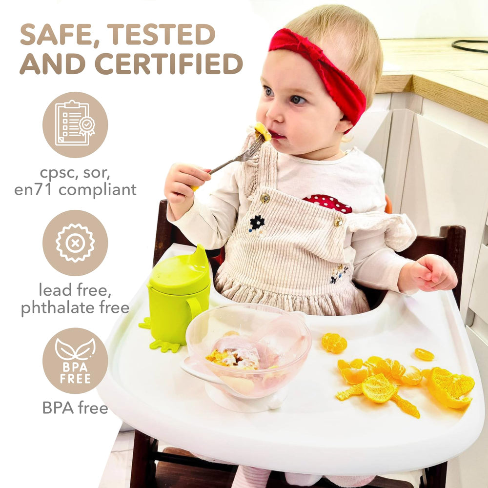Babarta removable snap-design tray is easy to clean and reattach.