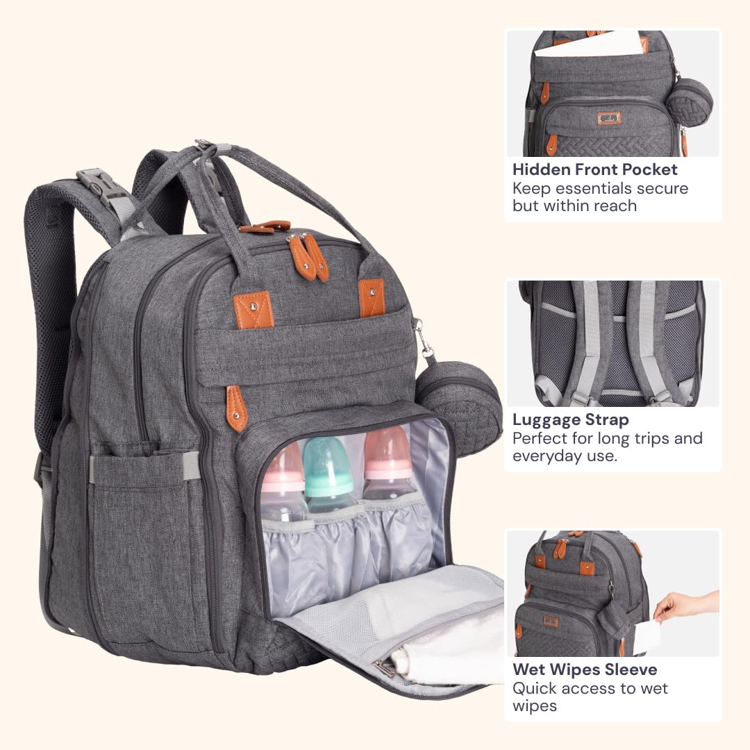 Two main compartments and five insulated pockets in BabbleRoo diaper bag.