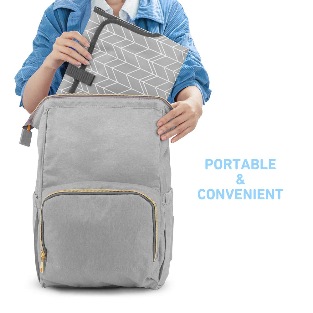 Babebay PEVA inner lining provides waterproof protection and easy cleanup.