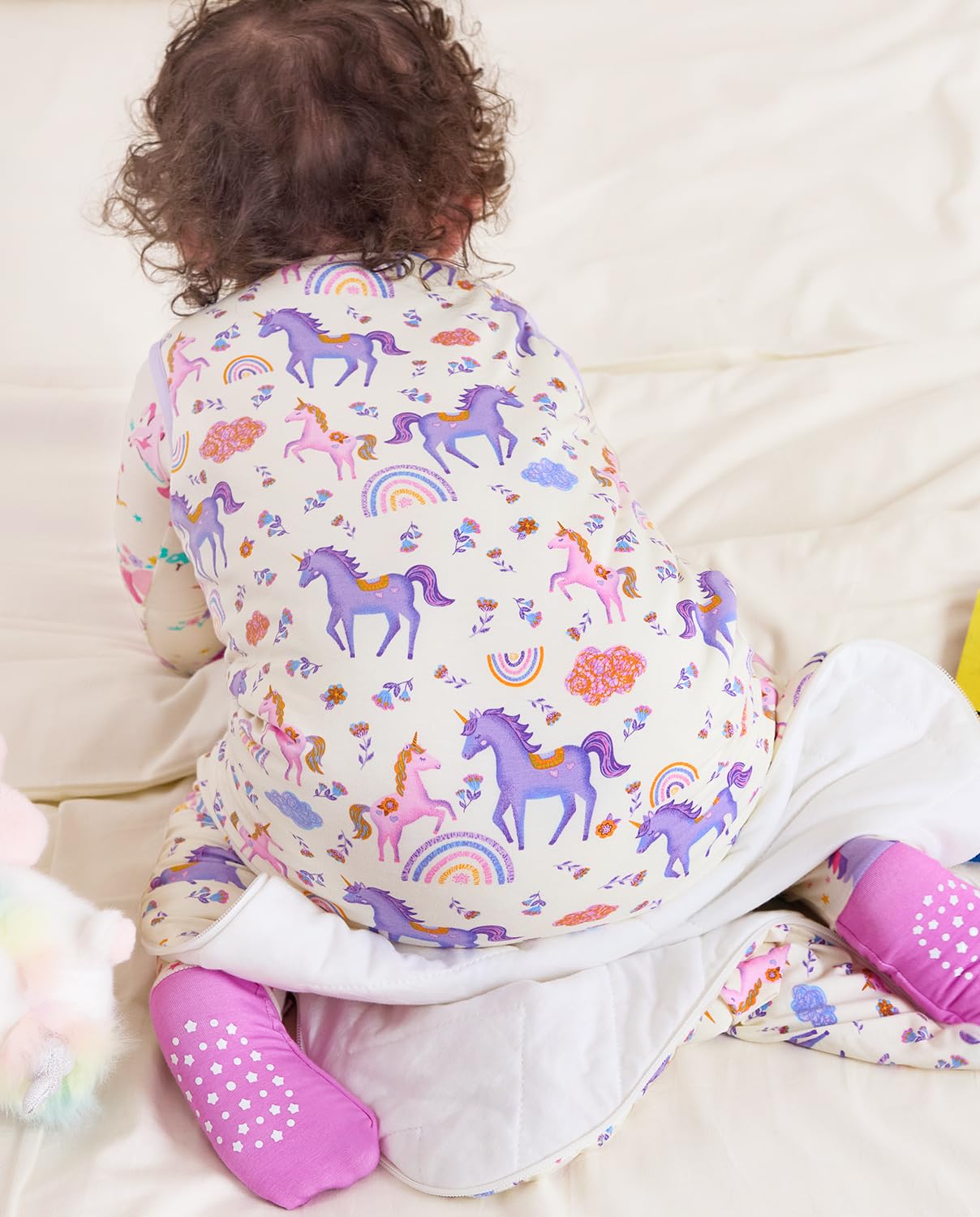 Babee Reshinee newborn sleep sack with hand-drawn prints makes a thoughtful gift.