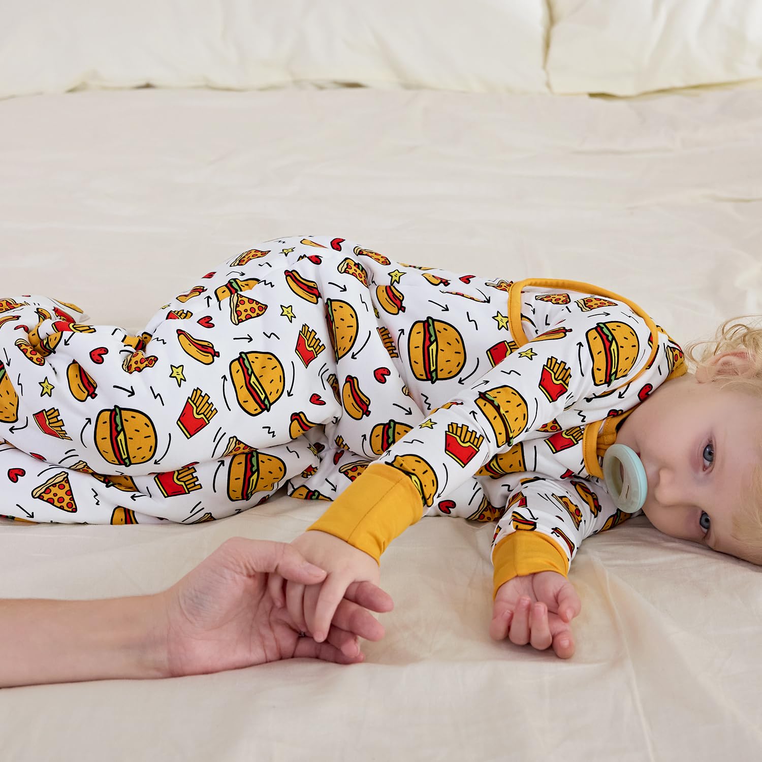 Babee Reshinee sleep sack in use during a cozy bedtime routine.