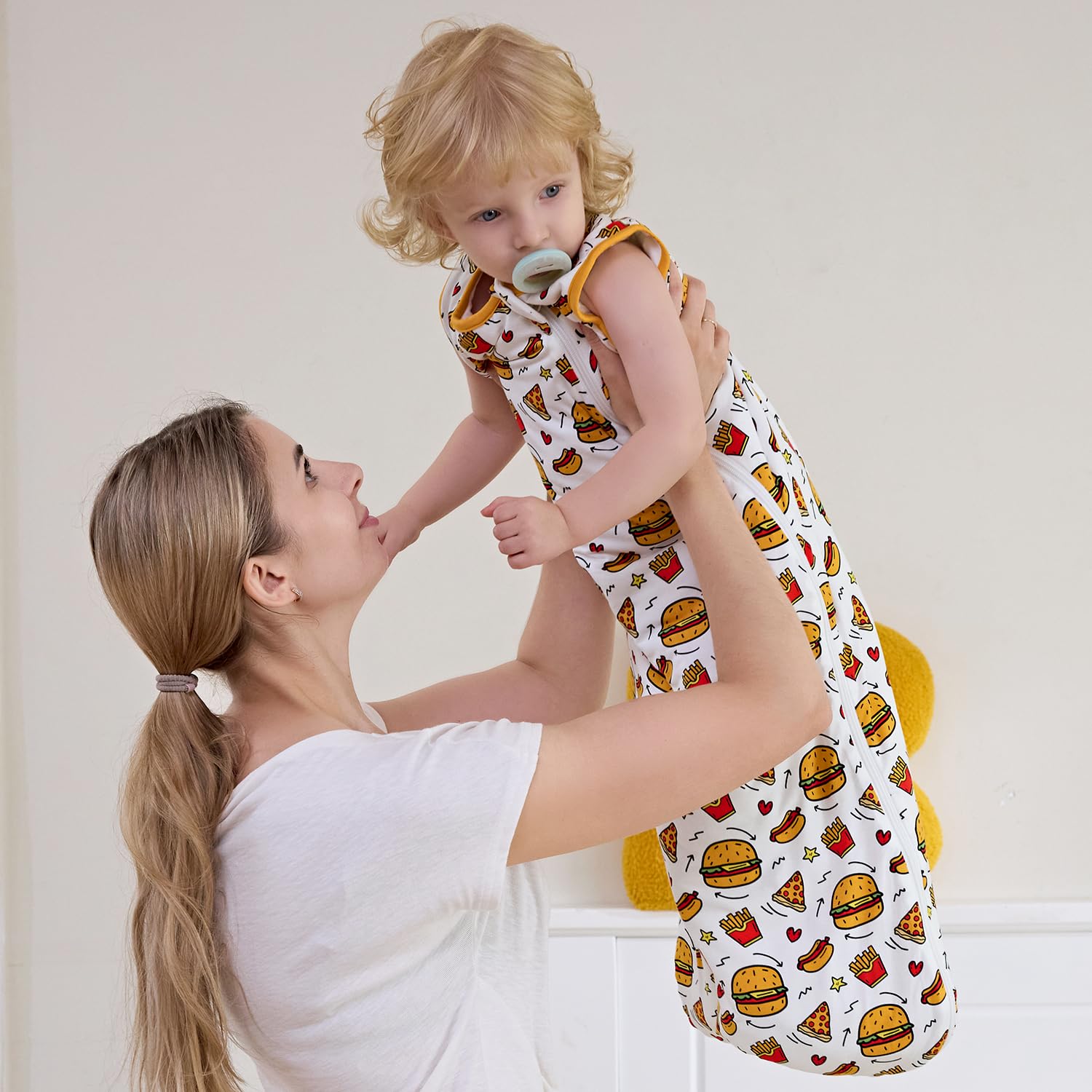 Babee Reshinee sleep sack pairs with matching zippies for gifting.