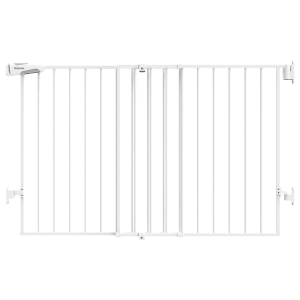 BABELIO gate on stairs shows adjustable width for varied openings