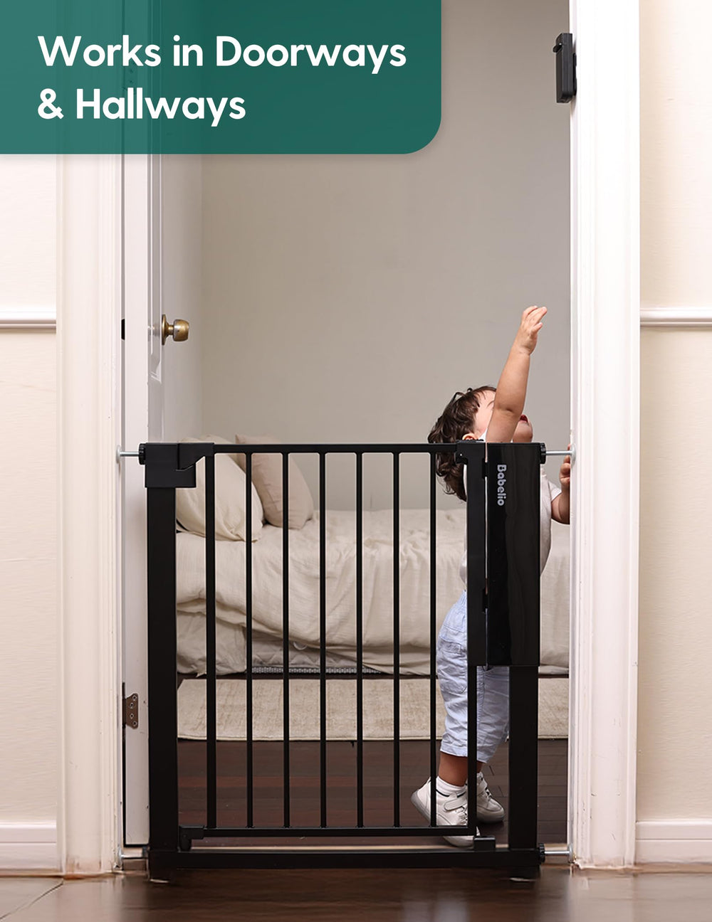 BABELIO gate in use at doorway, versatile for stairs and hallways