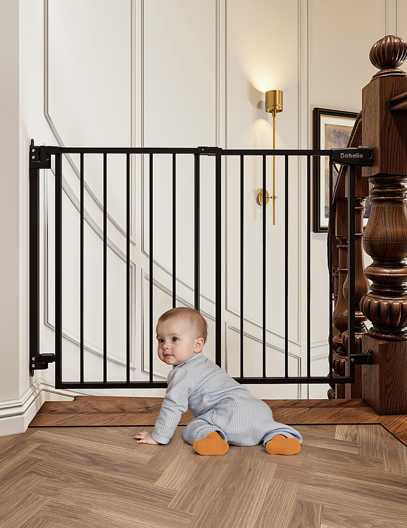 BABELIO sturdy-steel-construction withstands energetic play from kids and pets.