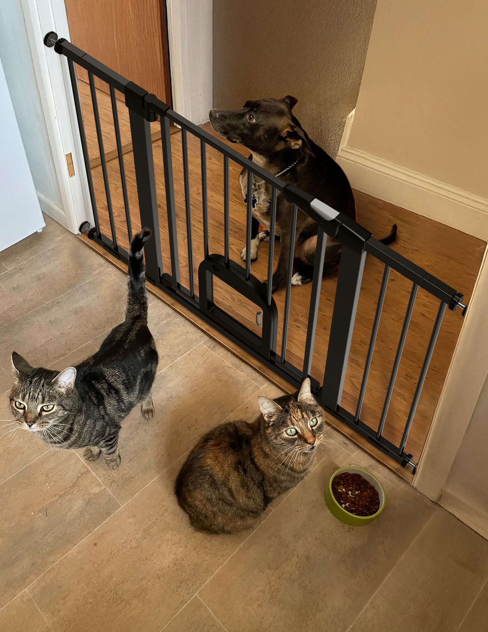 Babelio Upgraded Baby Gate black finish blends with modern interiors.