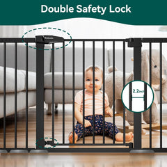 Babelio walk-through door with double-lock lever for easy passage