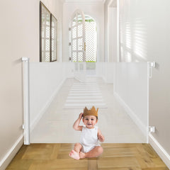 Babepai retractable gate shows 55-inch width for wide doorways and easy passage.