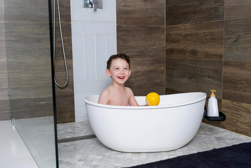 Babu Bath complete set includes newborn insert and ergonomic pillow.