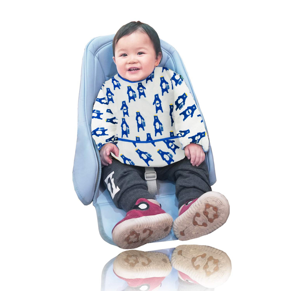 Baby Noah long sleeve bib is ideal for travel and on-the-go meals.