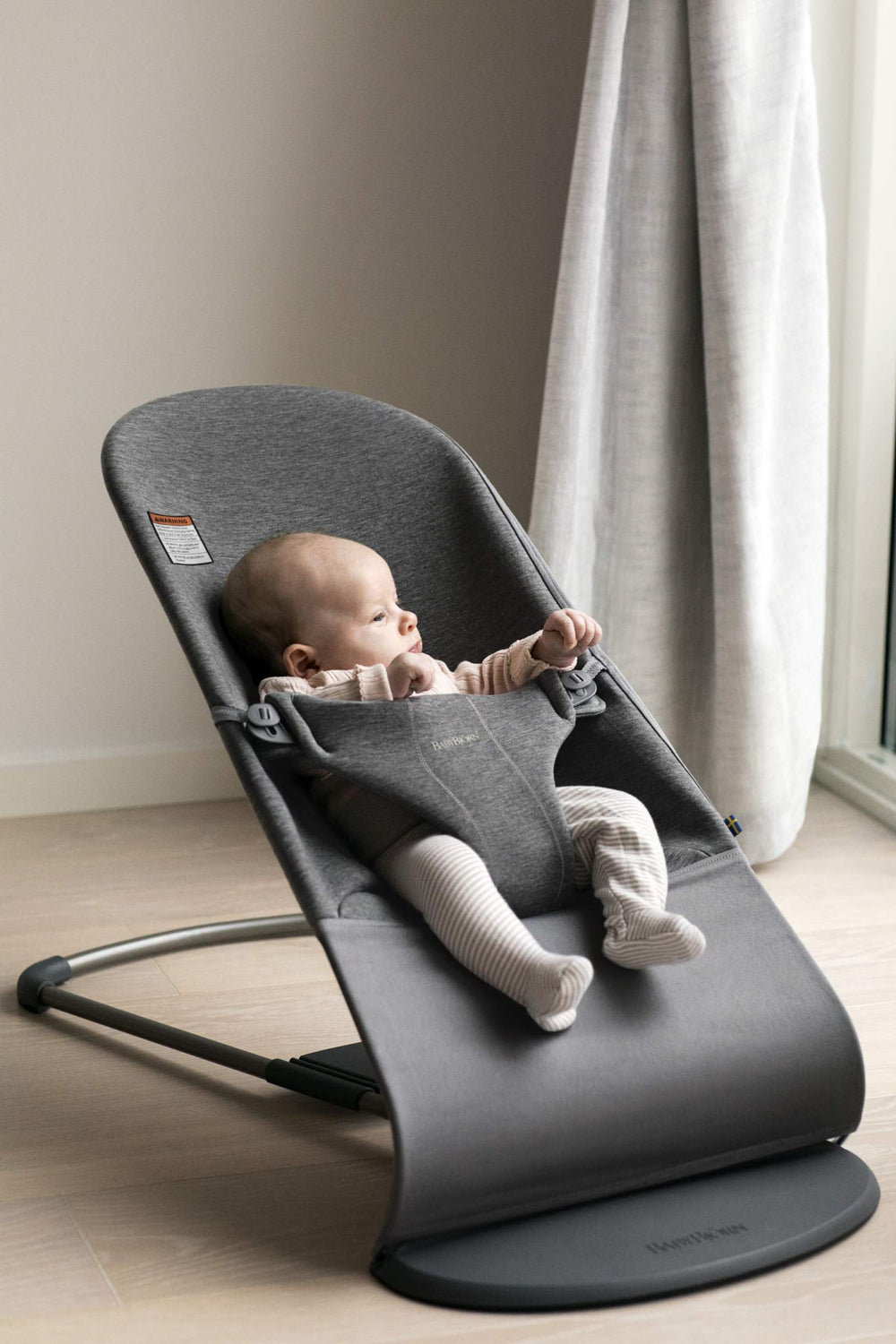 Adjustable positions on the BabyBjörn Bouncer Bliss support growing babies.