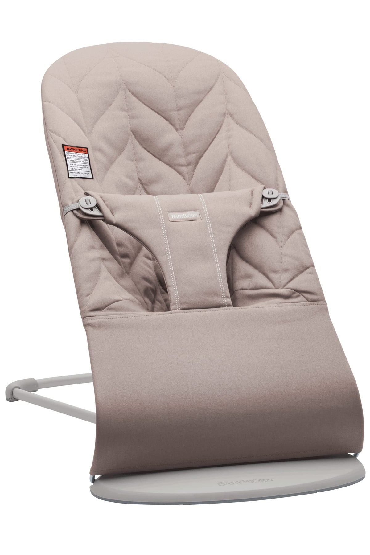 BabyBjörn Bouncer Bliss with cotton petal quilt in sand gray provides cozy newborn seating.